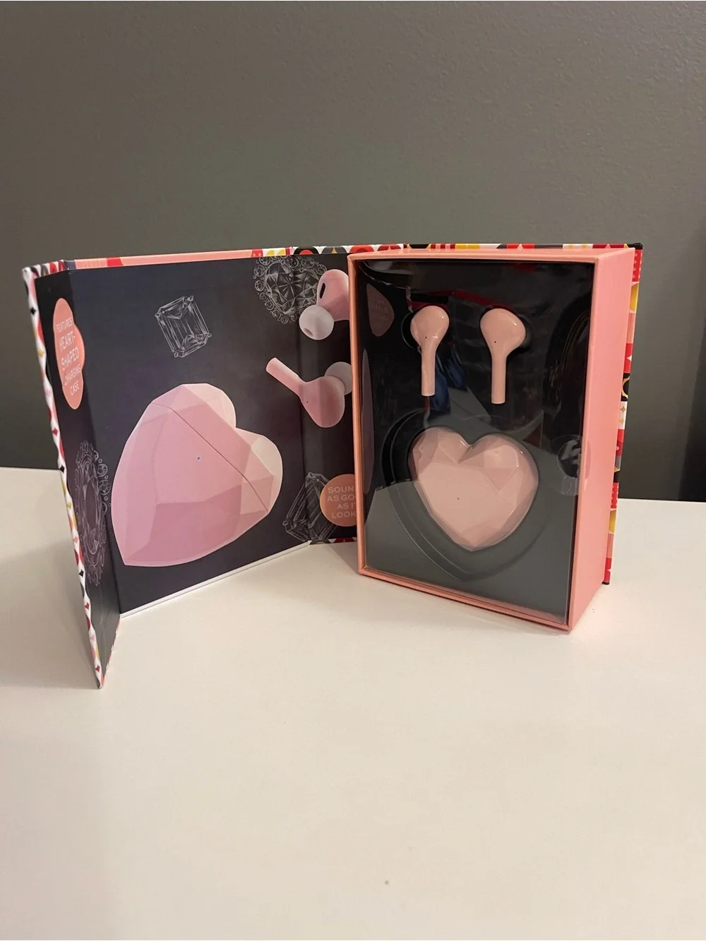 FAO Schwarz Pink Heart Wireless Earbuds with Charging Case